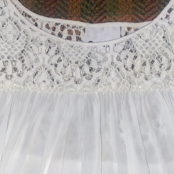 Two Tops - Picture 4 of 5